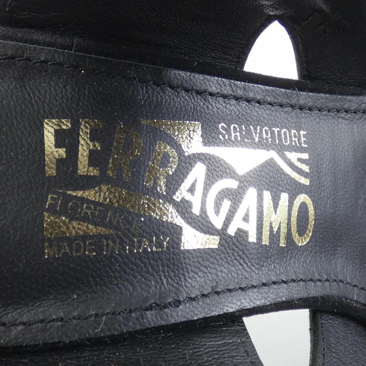 萨尔瓦托雷·菲拉格慕 (SALVATORE FERRAGAMO) 凉鞋