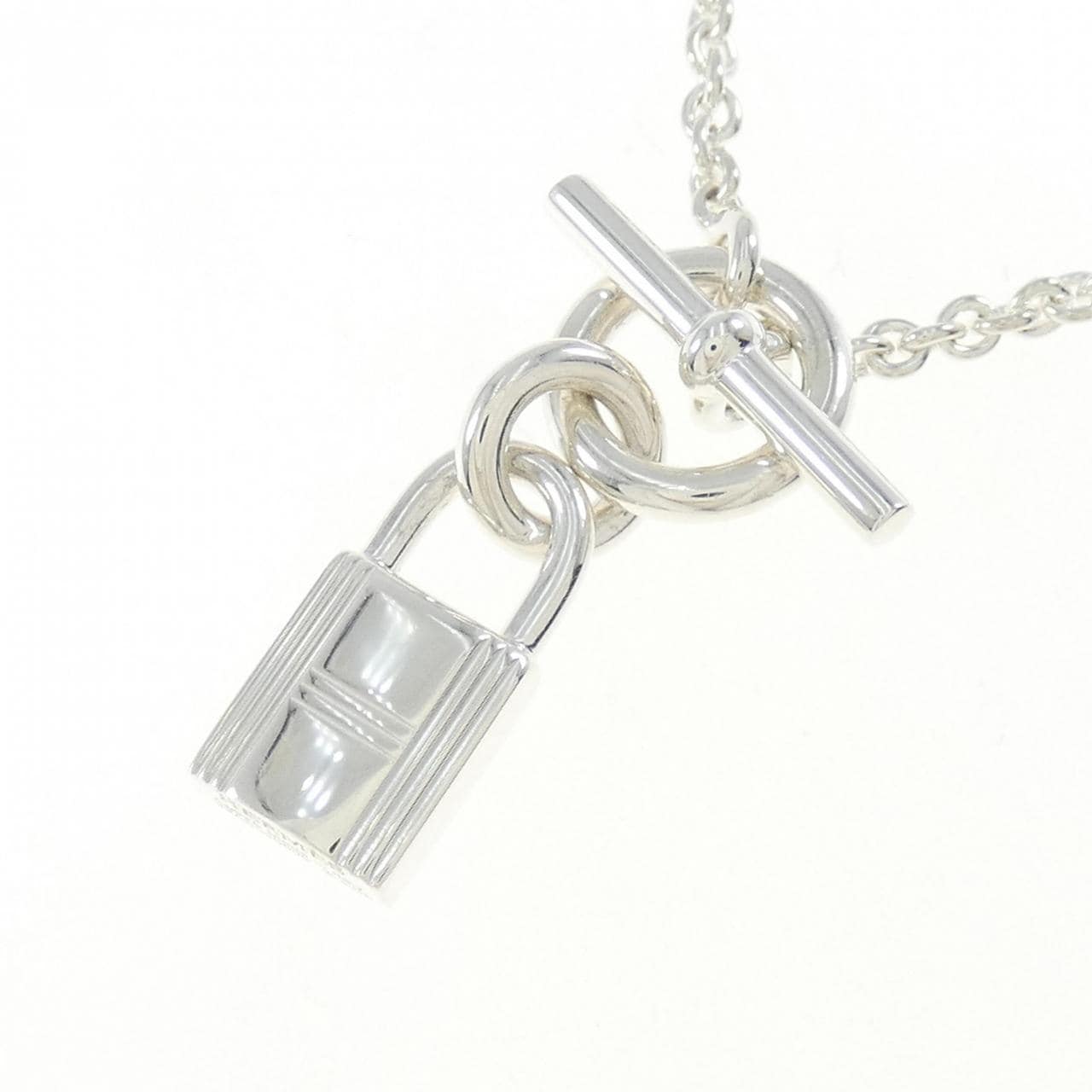 HERMES amulettes cadena necklace