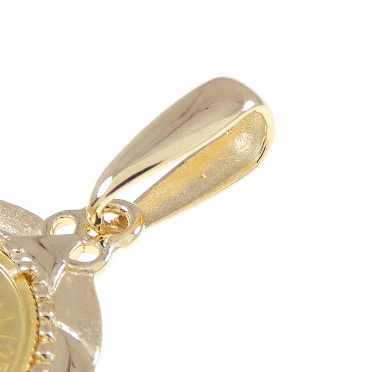 K18YG (frame) coin pendant