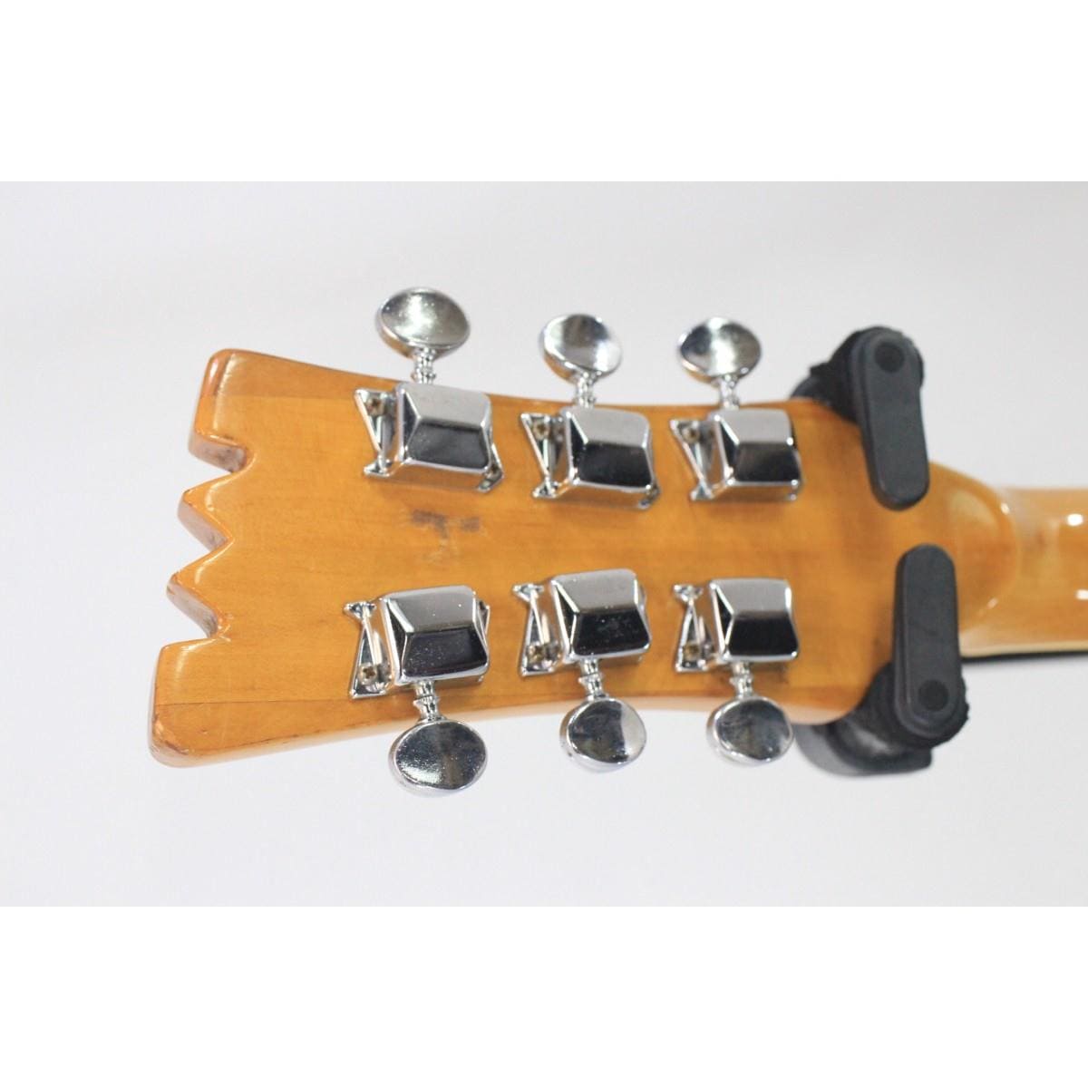 ＭＯＳＲＩＴＥ　　ＡＶＥＮＧＥＲ