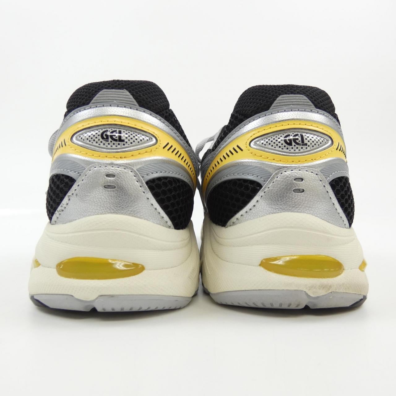 ASICS スニーカー