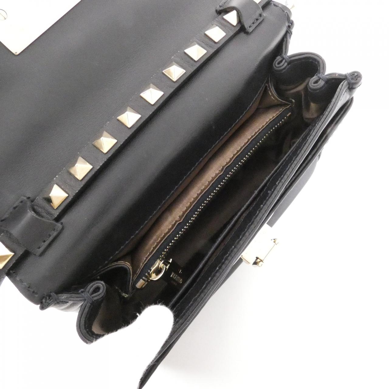 ヴァレンティノガラヴァーニ ショルダーバッグ