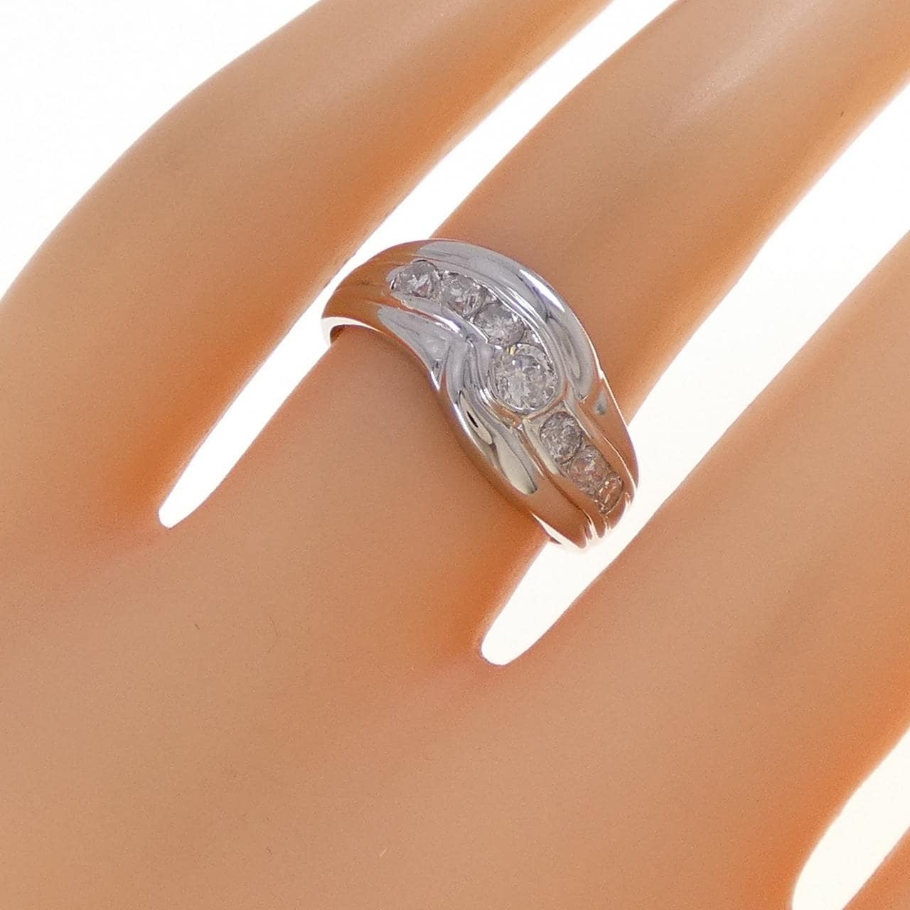 PT850 ダイヤモンド リング 0.58CT