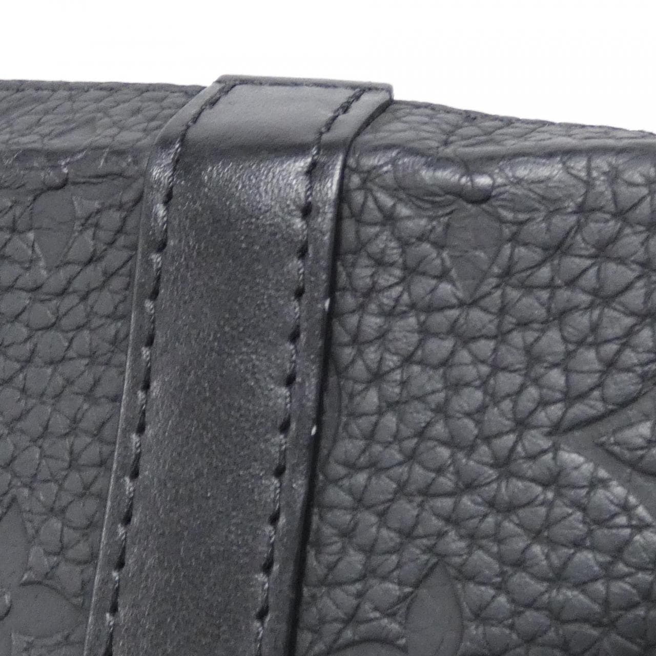 ルイヴィトン トリヨン モノグラム ソフトトランク ウォレット M80224 ショルダーバッグ