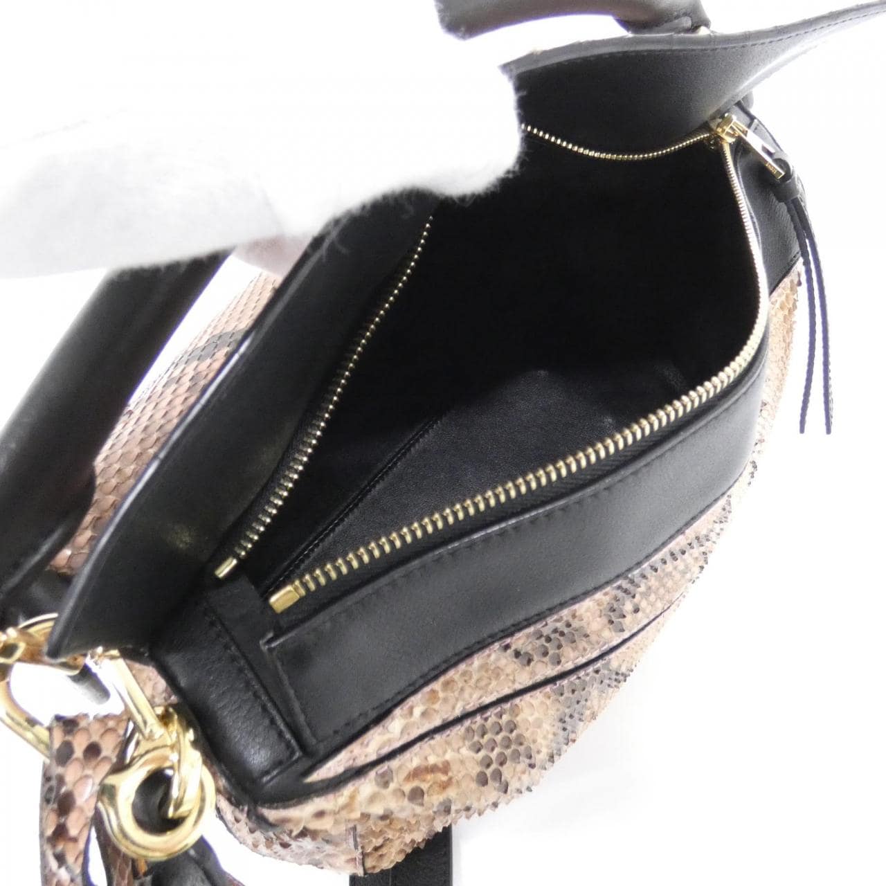 ロエベ パズル ミディアム バッグ