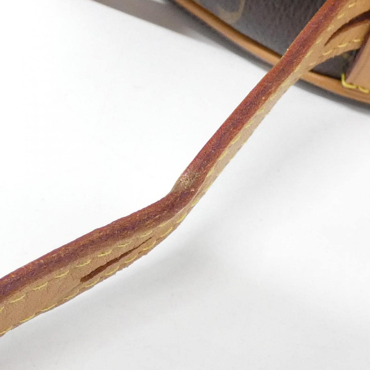 ルイヴィトン モノグラム ボワット シャポー スープル MM M45647 ショルダーバッグ