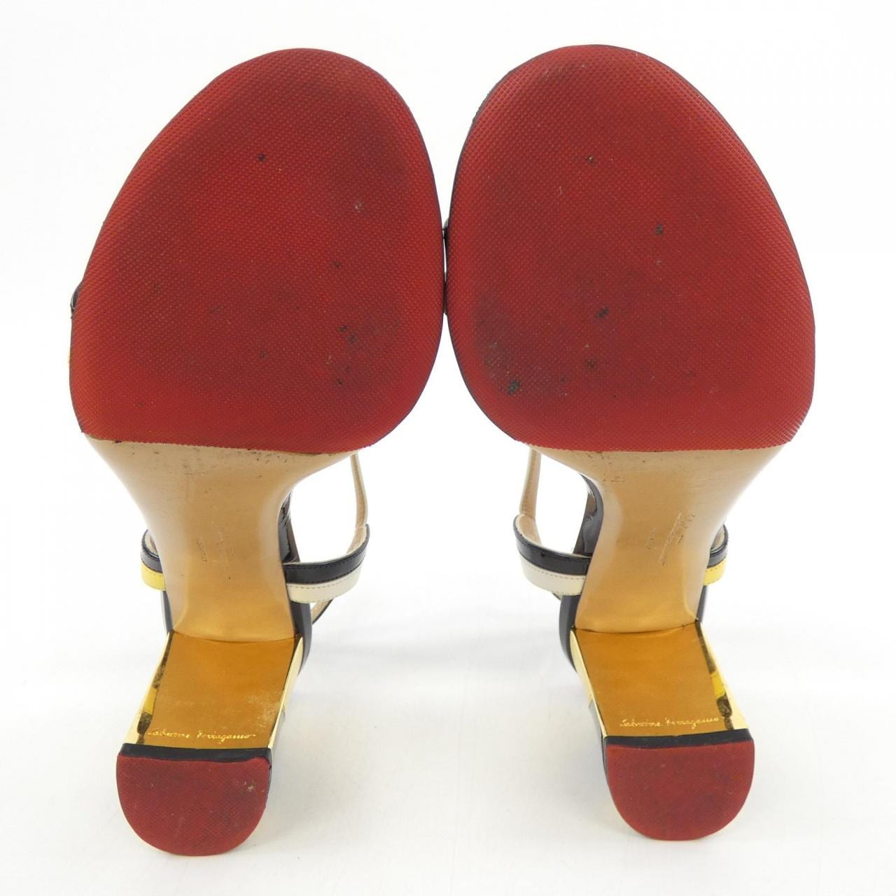 サルヴァトーレフェラガモ SALVATORE FERRAGAMO DG69393 サンダル