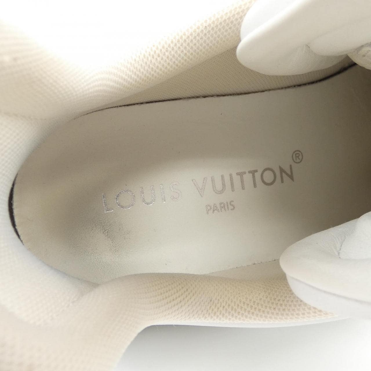 ルイヴィトン LOUIS VUITTON スニーカー