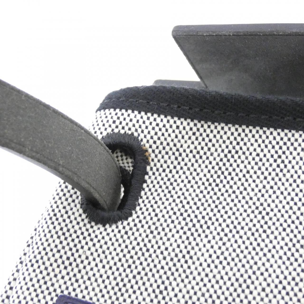 エルメス エールバッグ ジップ ペガサス ポップ PM 079201CK バッグ