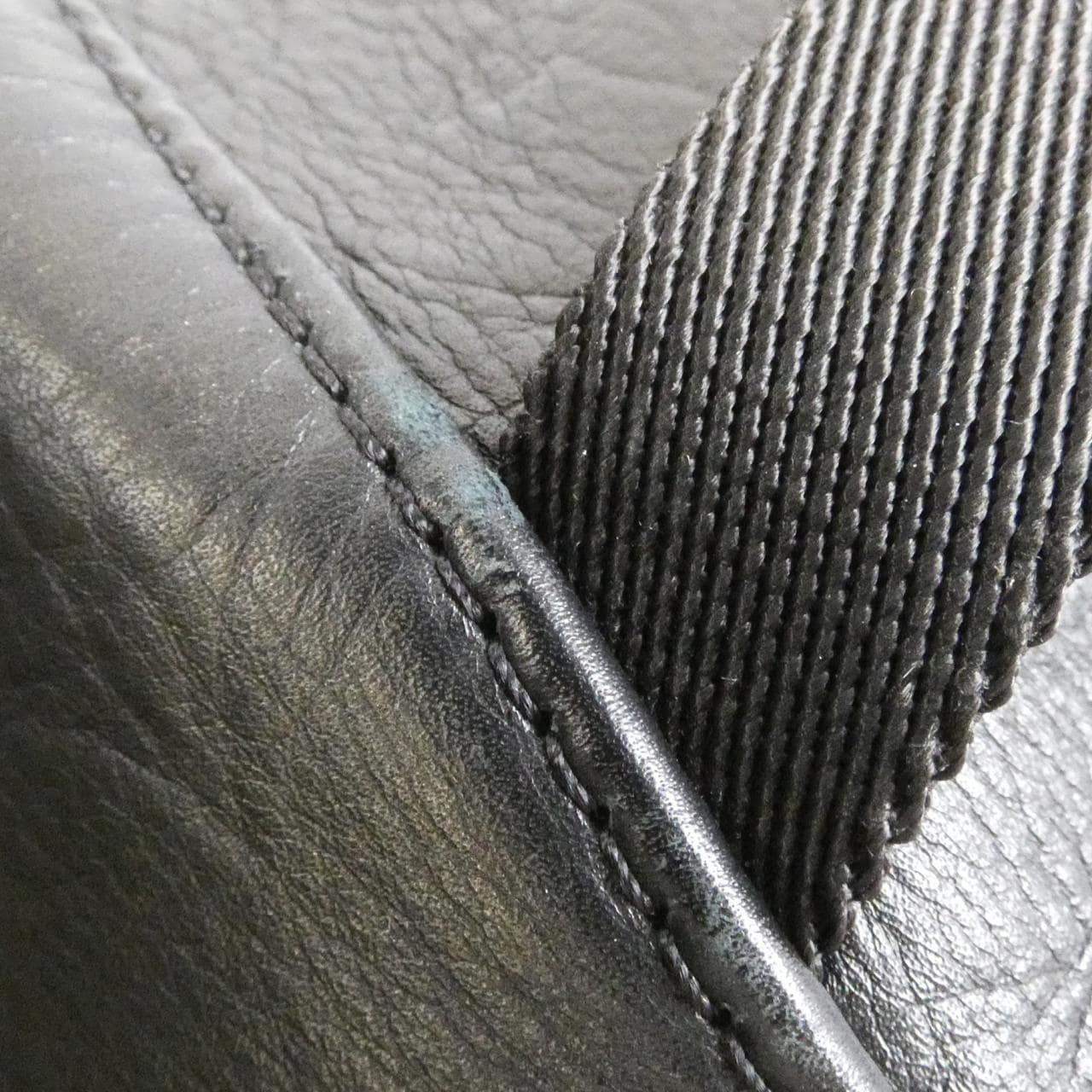 ルイヴィトン モノグラム シャドウ チョーク バックパック M44614 リュックサック