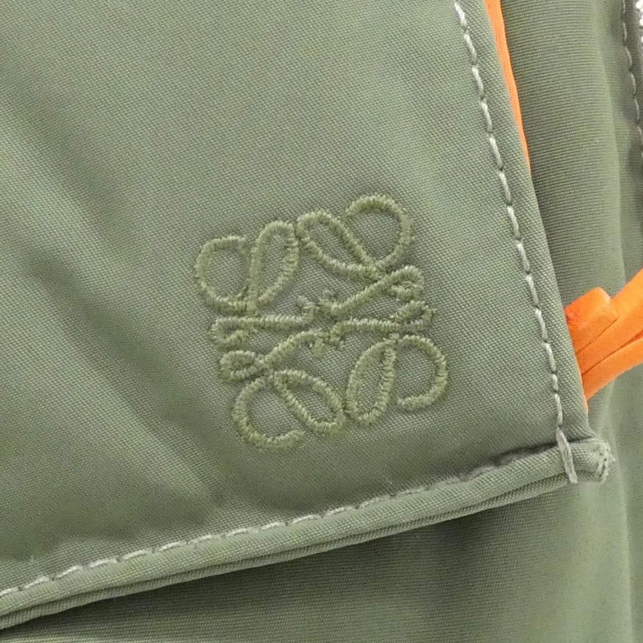 ロエベ アントン スリング B511A09X11 ショルダーバッグ