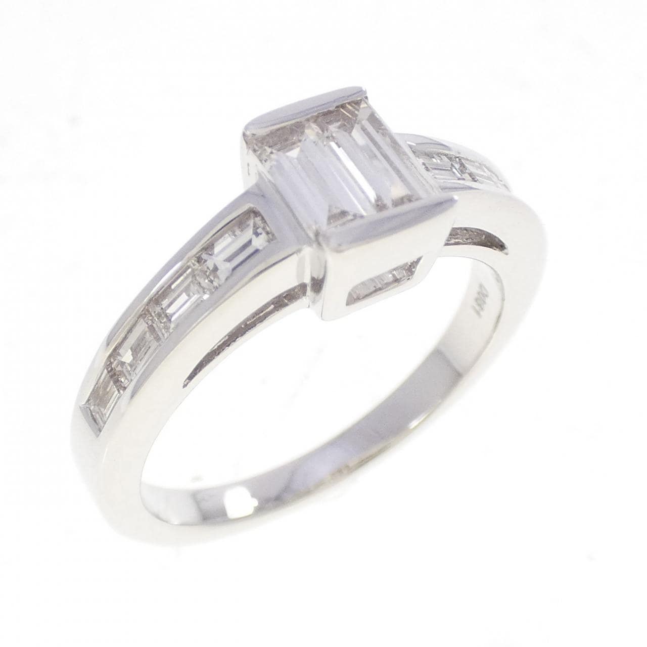 K18WG ダイヤモンド リング 0.81CT