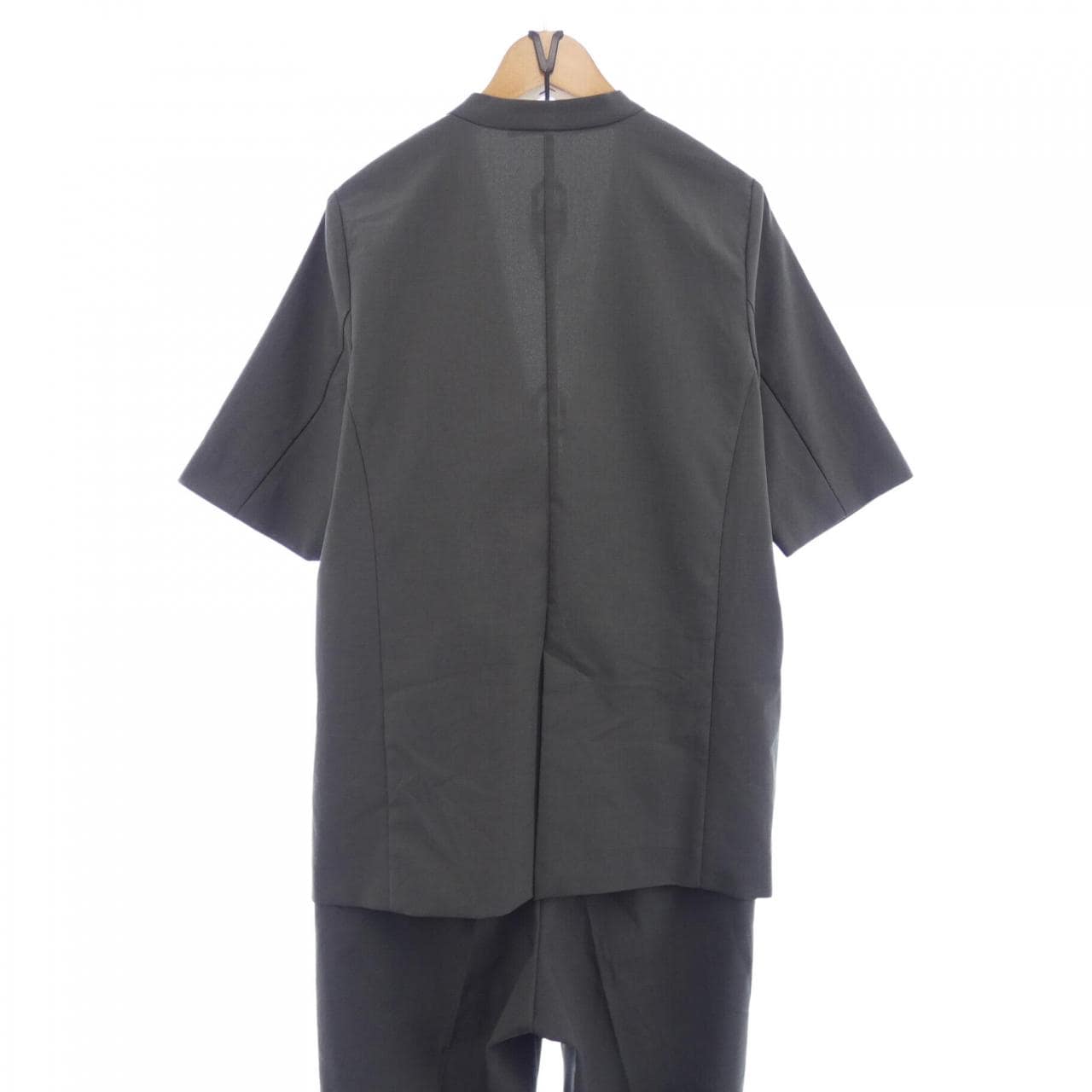 美容與使用BEAUTY&YOUTH (U.A.)組合