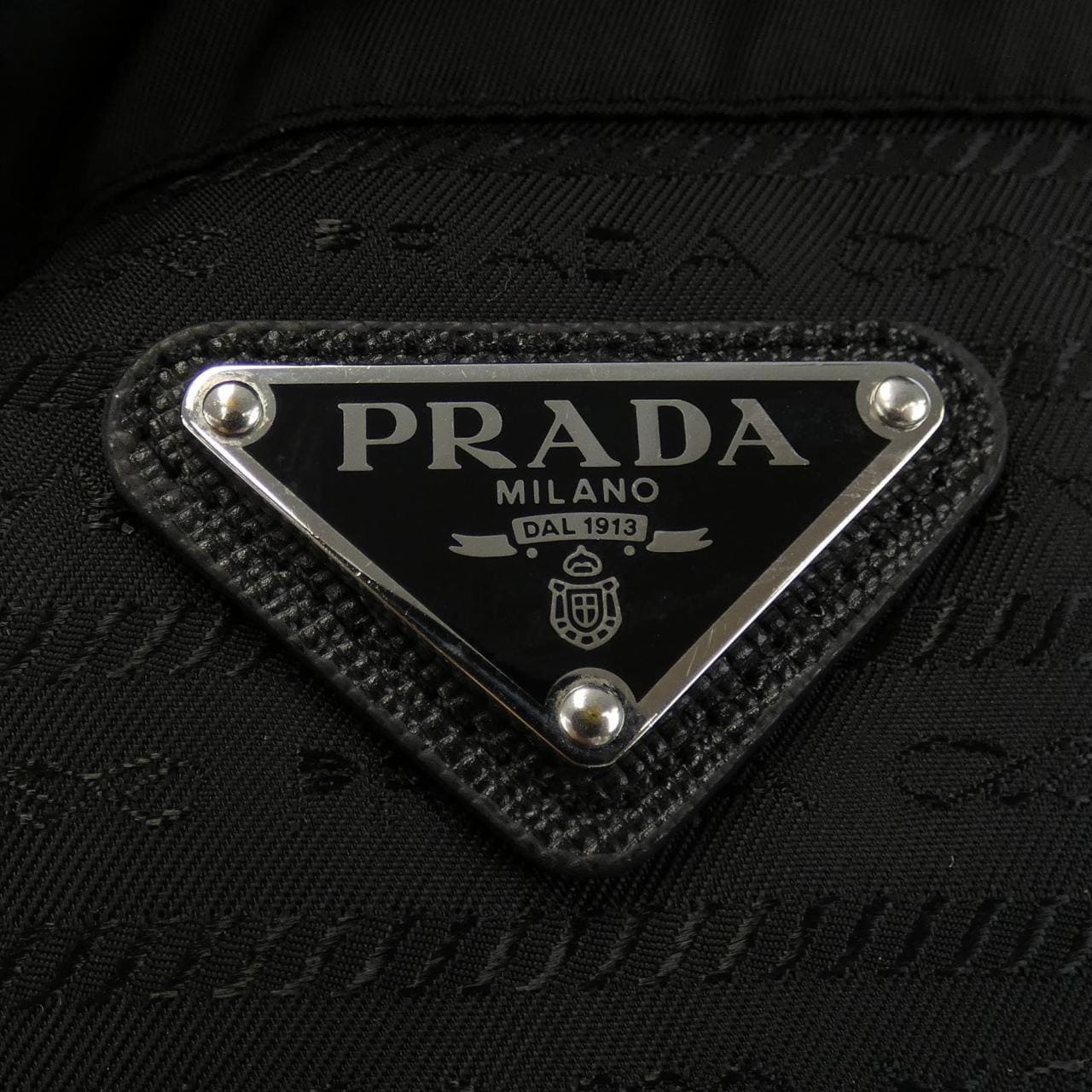 プラダ PRADA ダウンジャケット