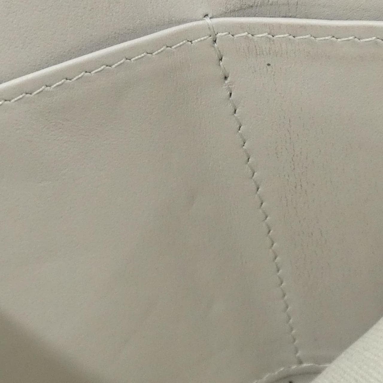 シャネル タイムレスクラシック ライン AP0230 財布