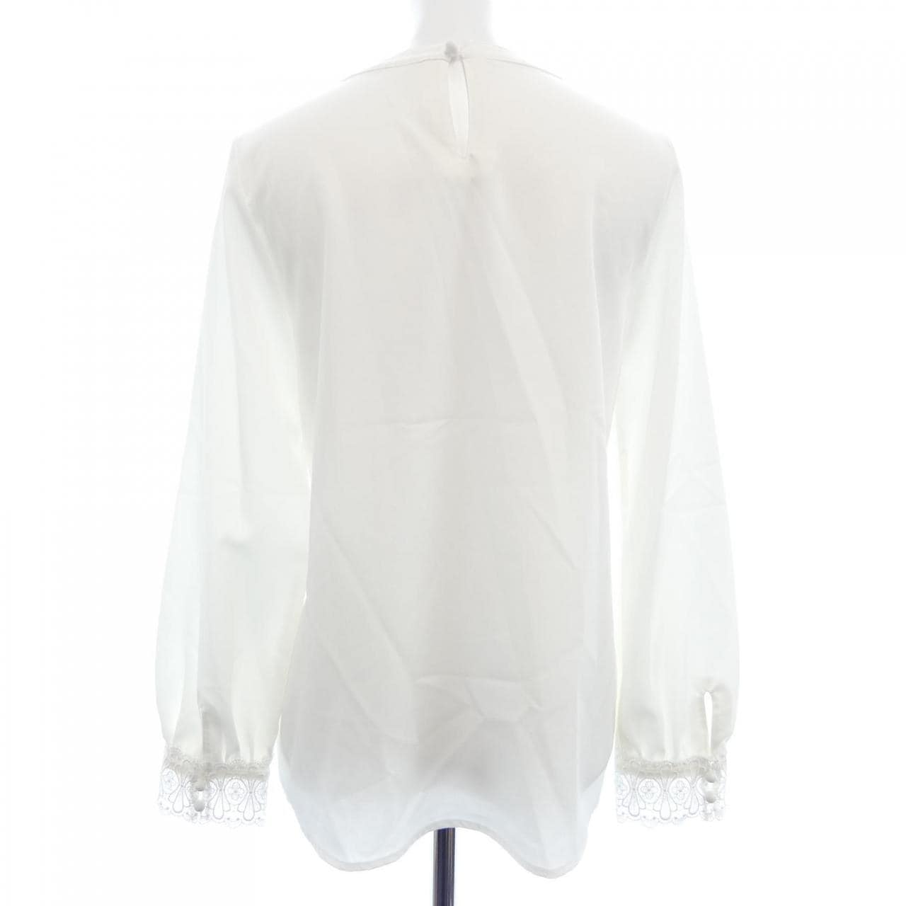 クィーンズコート QUEENS COURT トップス