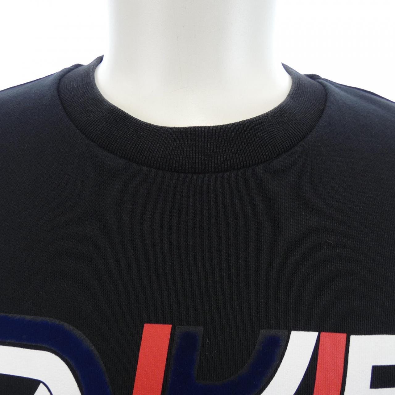 MONCLER天才 蒙克勒天才 E20918049950 頂