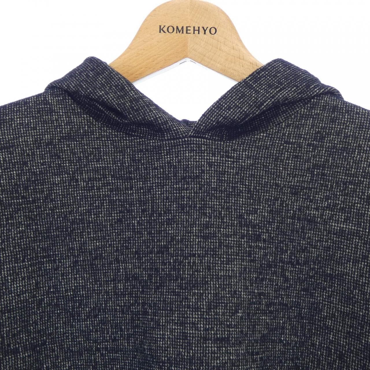 バジーレ28 BASILE 28 28-77FW05 トップス