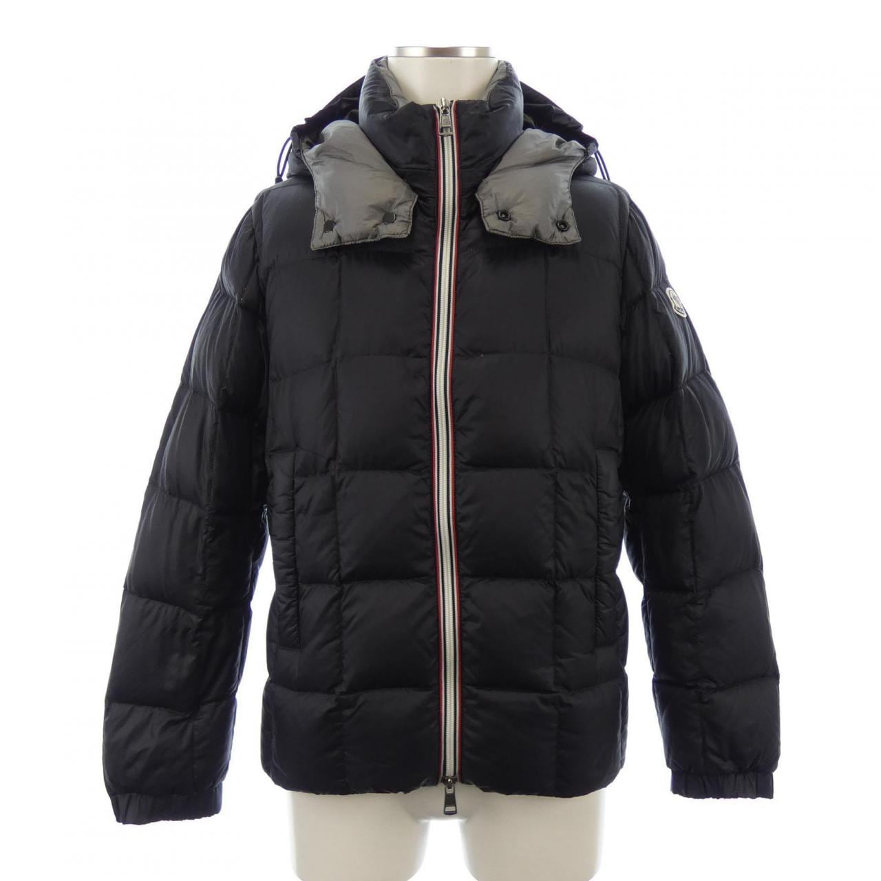 モンクレール MONCLER ダウンジャケット