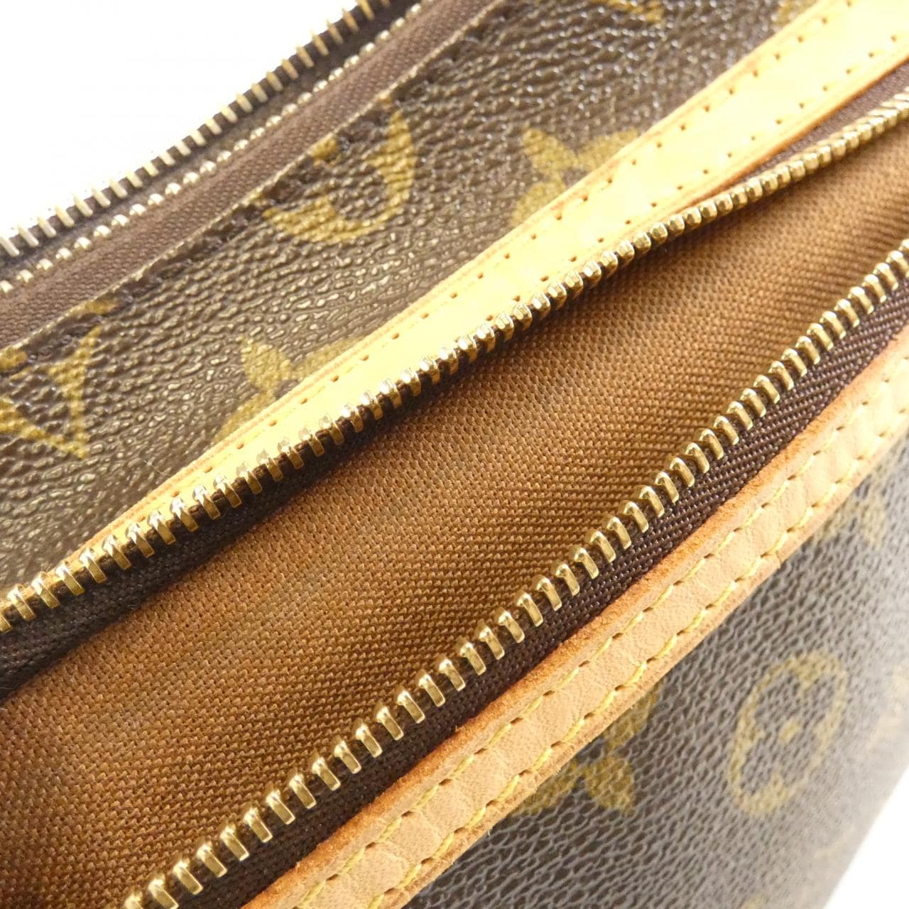 ルイヴィトン モノグラム ポシェット ボスフォール M40044 ショルダーバッグ