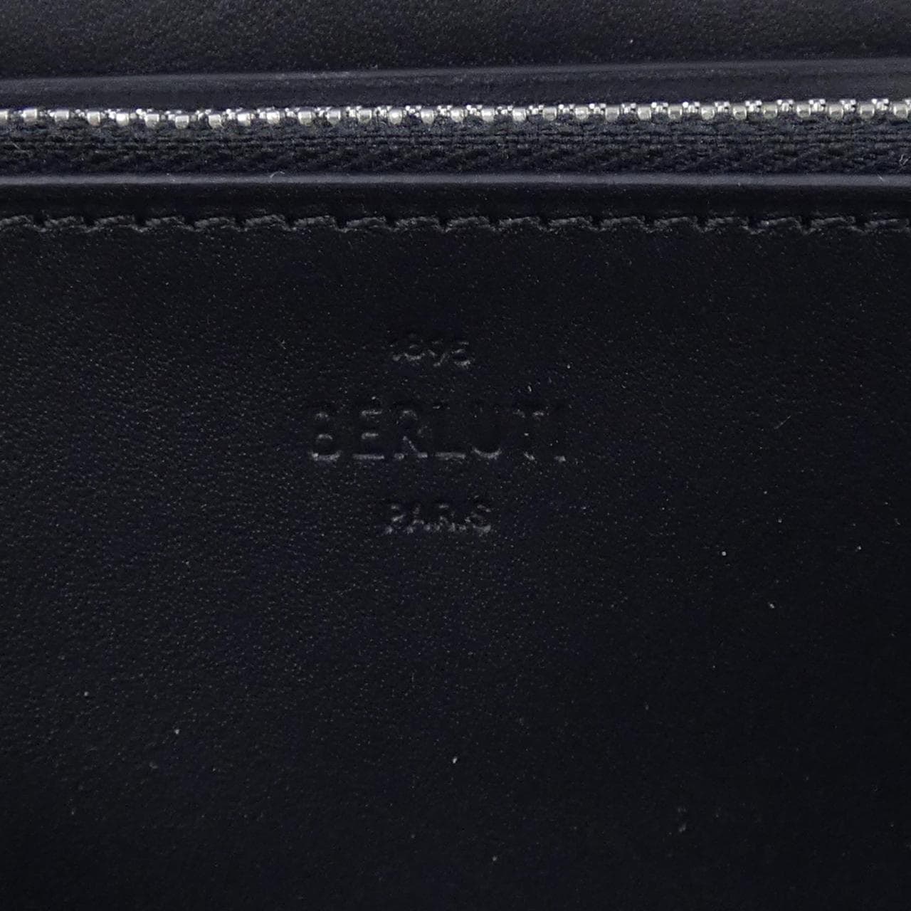 ベルルッティ Berluti イタウバネオスリットレザー WALLET