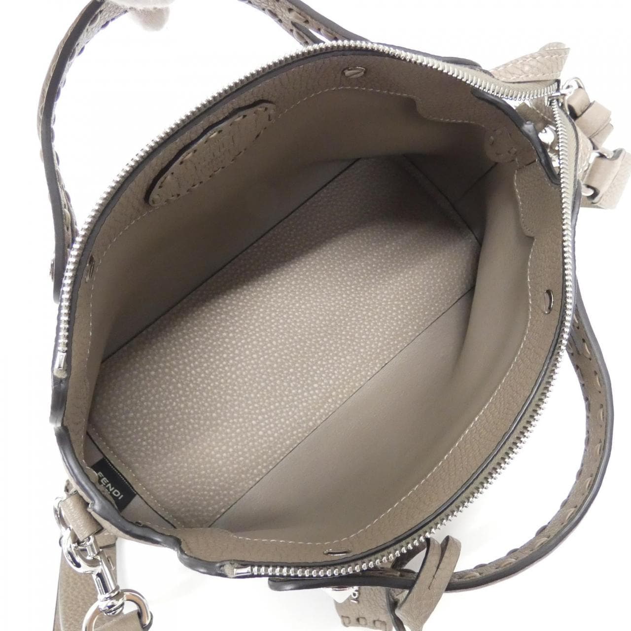 FENDI SELLERIA By The Way 中号 8BL155 ASU2 包