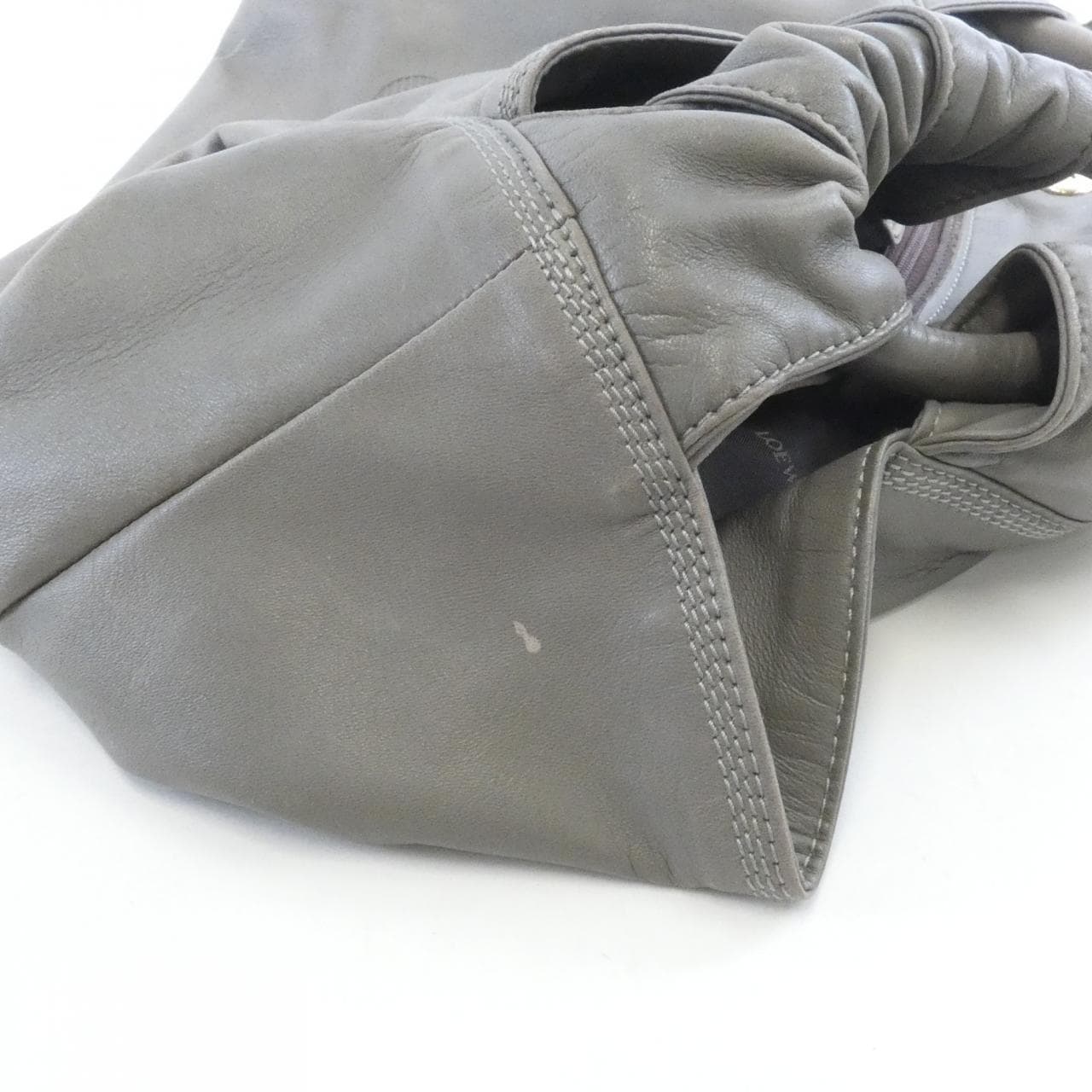 ロエベ ブリザ 309 82 105 バッグ