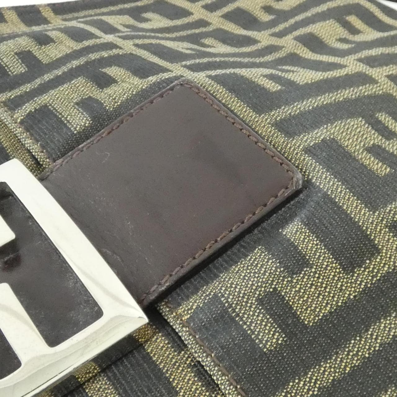 【ヴィンテージ】フェンディ マンマ バゲット 26325 ショルダーバッグ