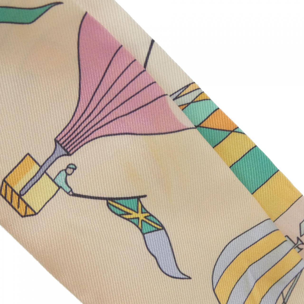 エルメス LES FOLIES DU CIEL ツイリー 061722S スカーフ