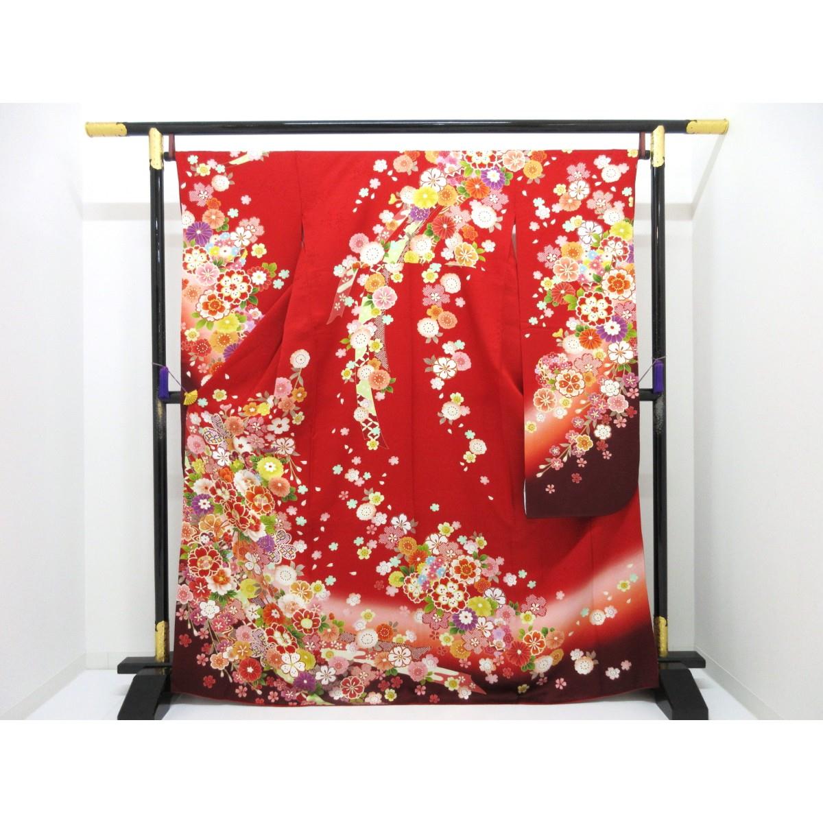 振袖　友禅加工刺繍入り　ボカシ染