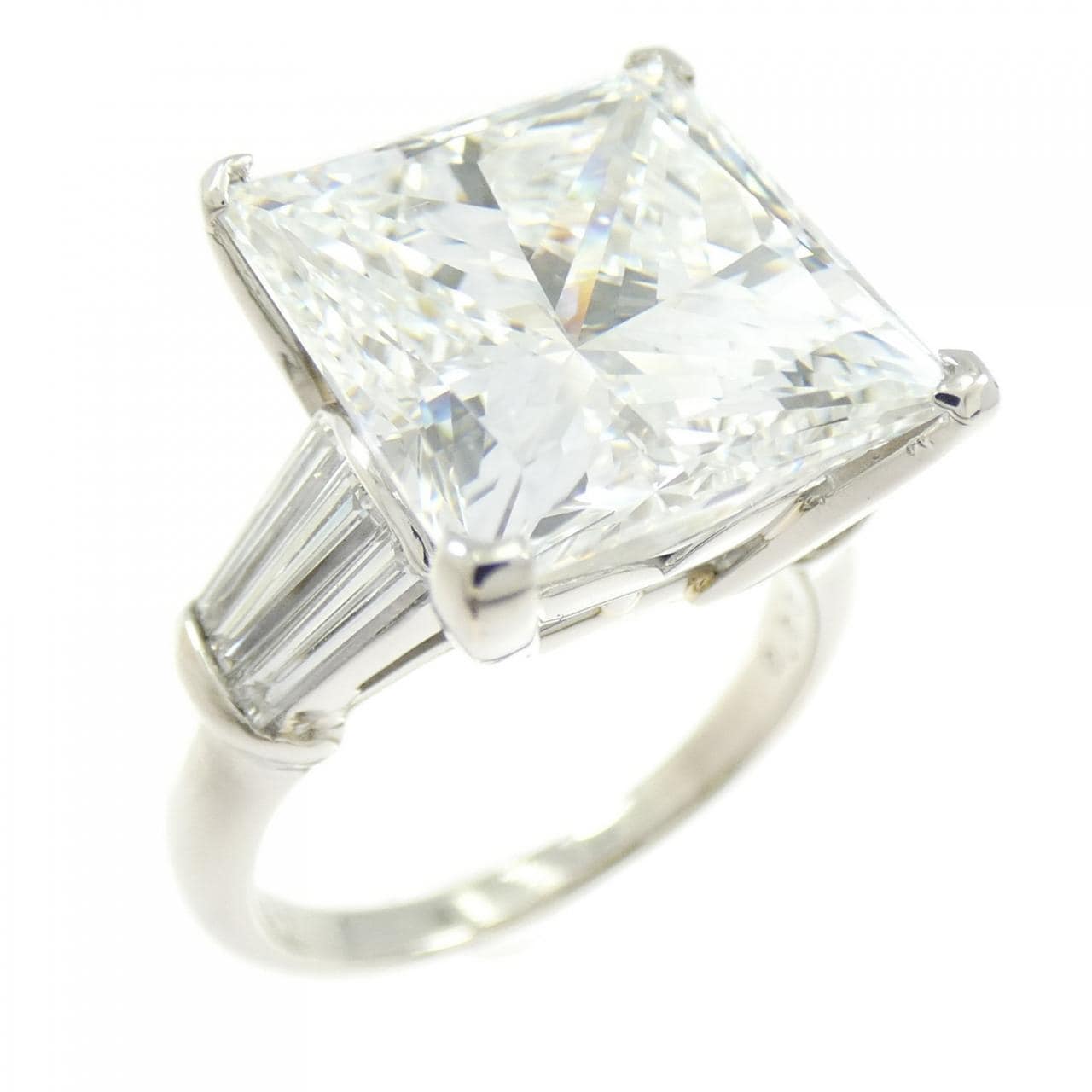PT900 ダイヤモンド リング 9.031CT F VS2 ファンシーカット