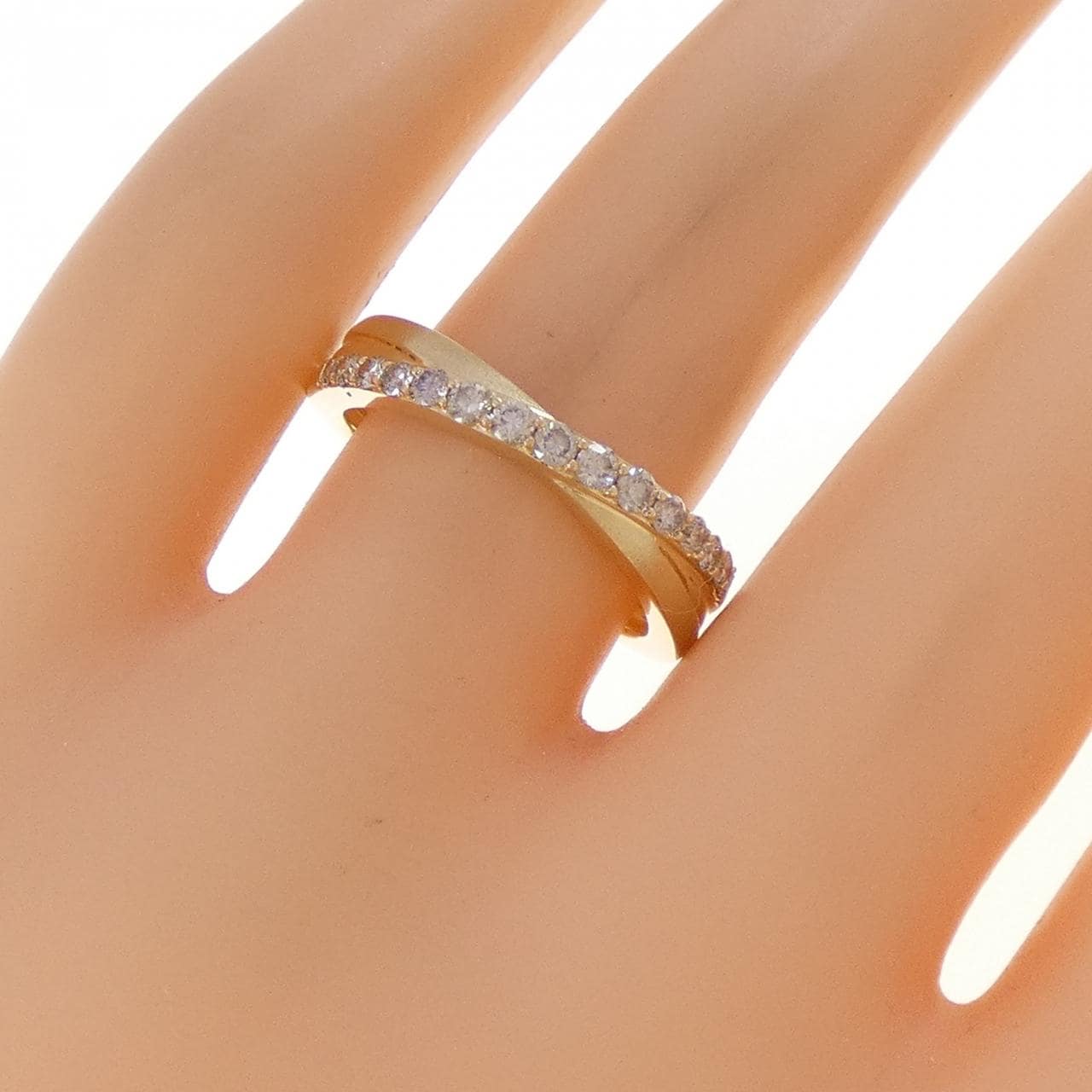 ジーエスティービー ダイヤモンド リング 0.32CT