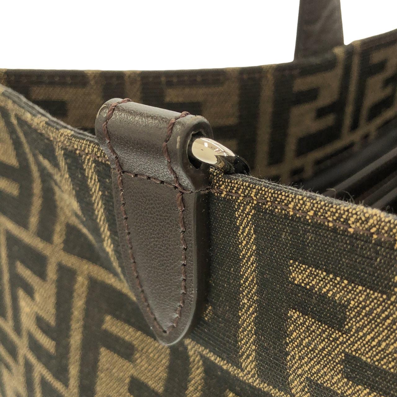 フェンディ 7VA390 AG0M バッグ