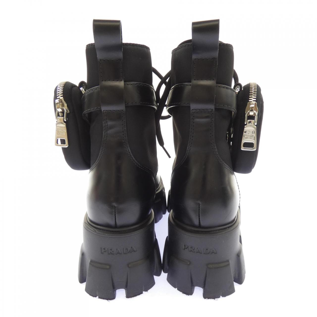 プラダ PRADA モノリス トライアングルロゴ 1T255M ブーツ