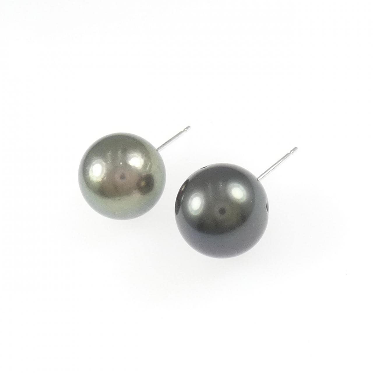 K14WG 黒蝶パール ピアス 11.5mm