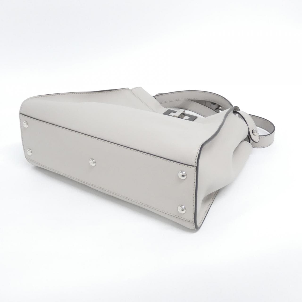 フェンディ ピーカブー 8BN290 3ZN バッグ