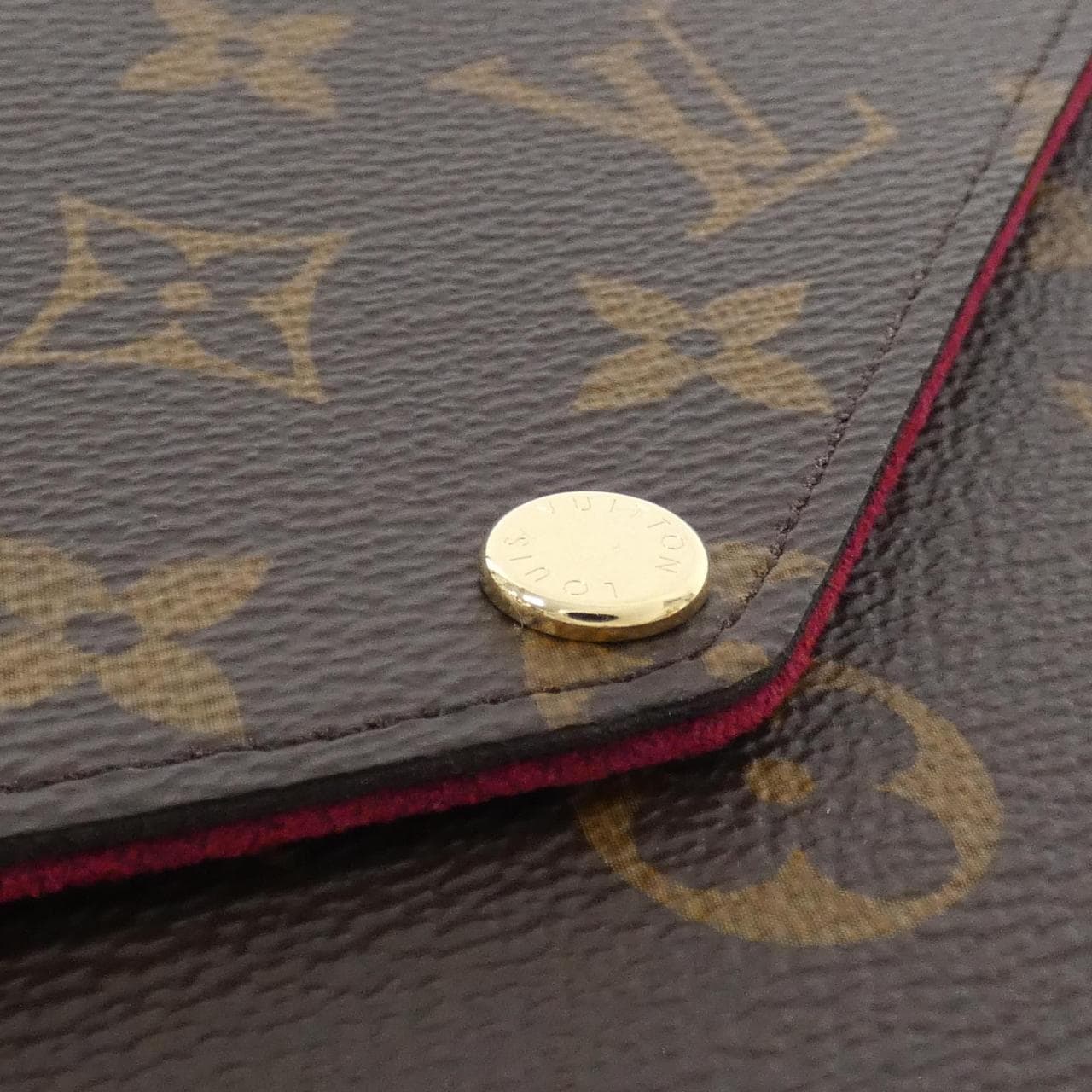 LOUIS VUITTON Monogram Pochette Félicie M81896 单肩包