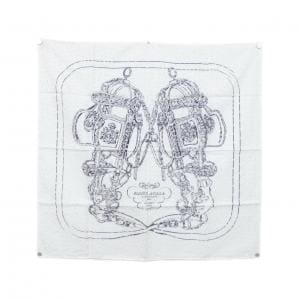 エルメス BRIDES DE GALA CARRE BRODERIE ANGLAIS 983529S スカーフ