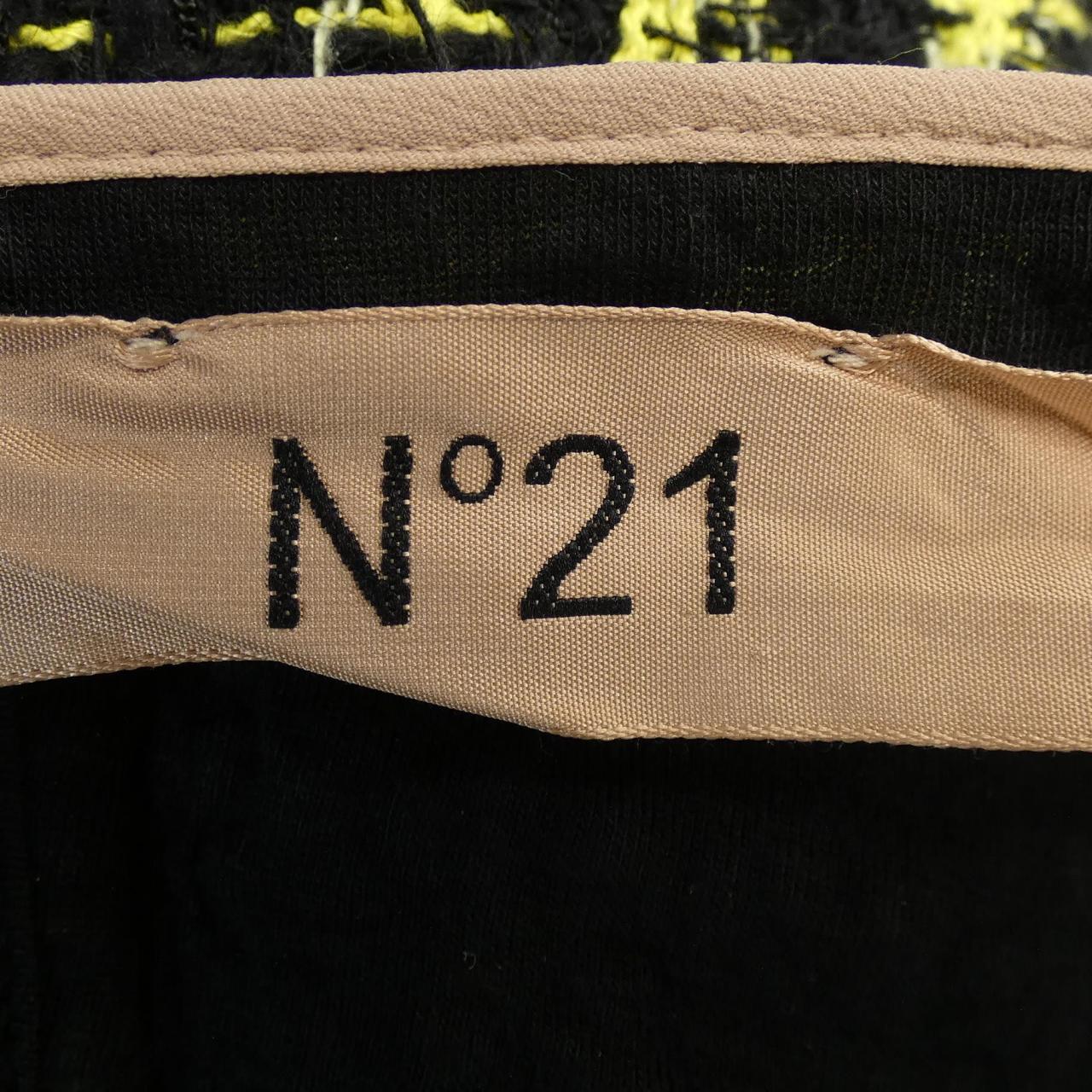 ヌメロヴェントゥーノ N°21 CO53-1052 スカート