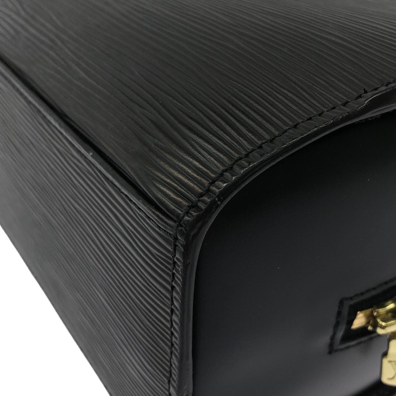 ルイヴィトン エピ ポンヌフ M52052 バッグ