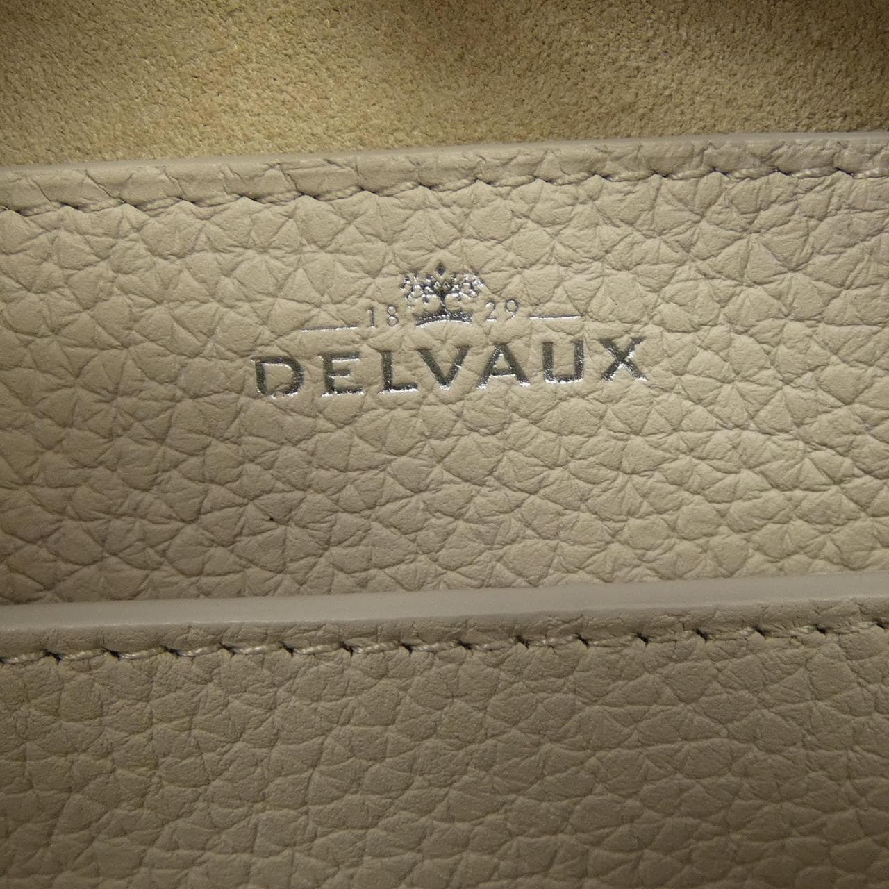 デルボー DELVAUX COOL BOX BAG