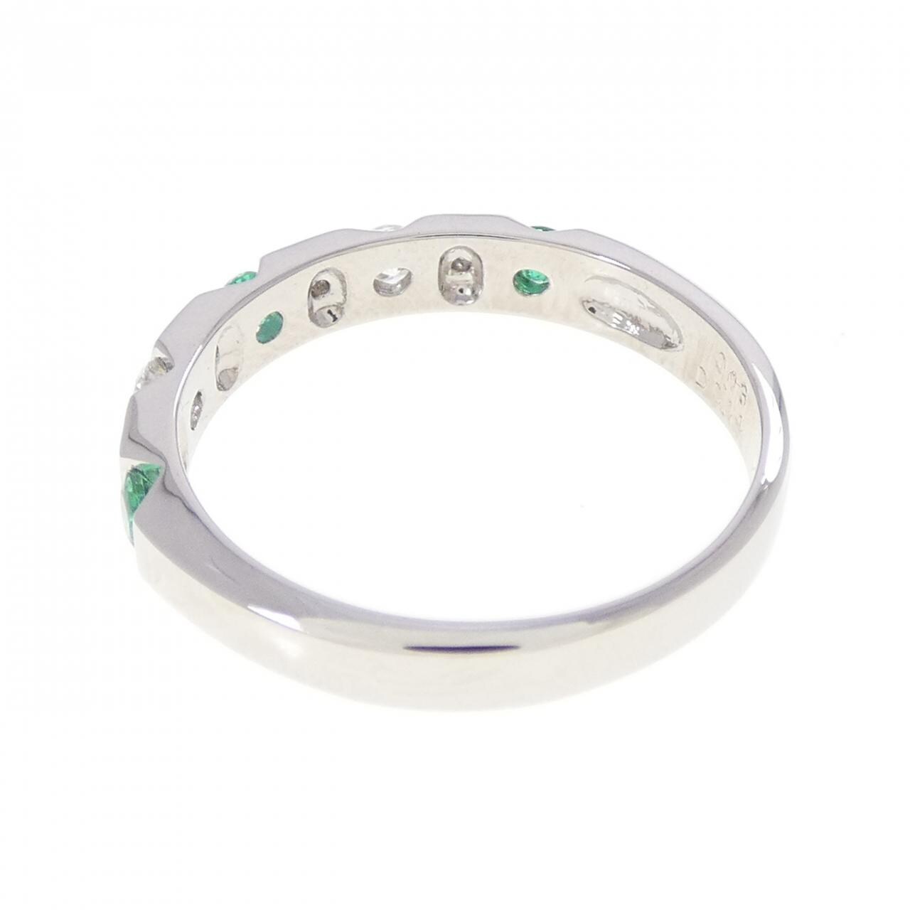 PT900 エメラルド リング 0.13CT