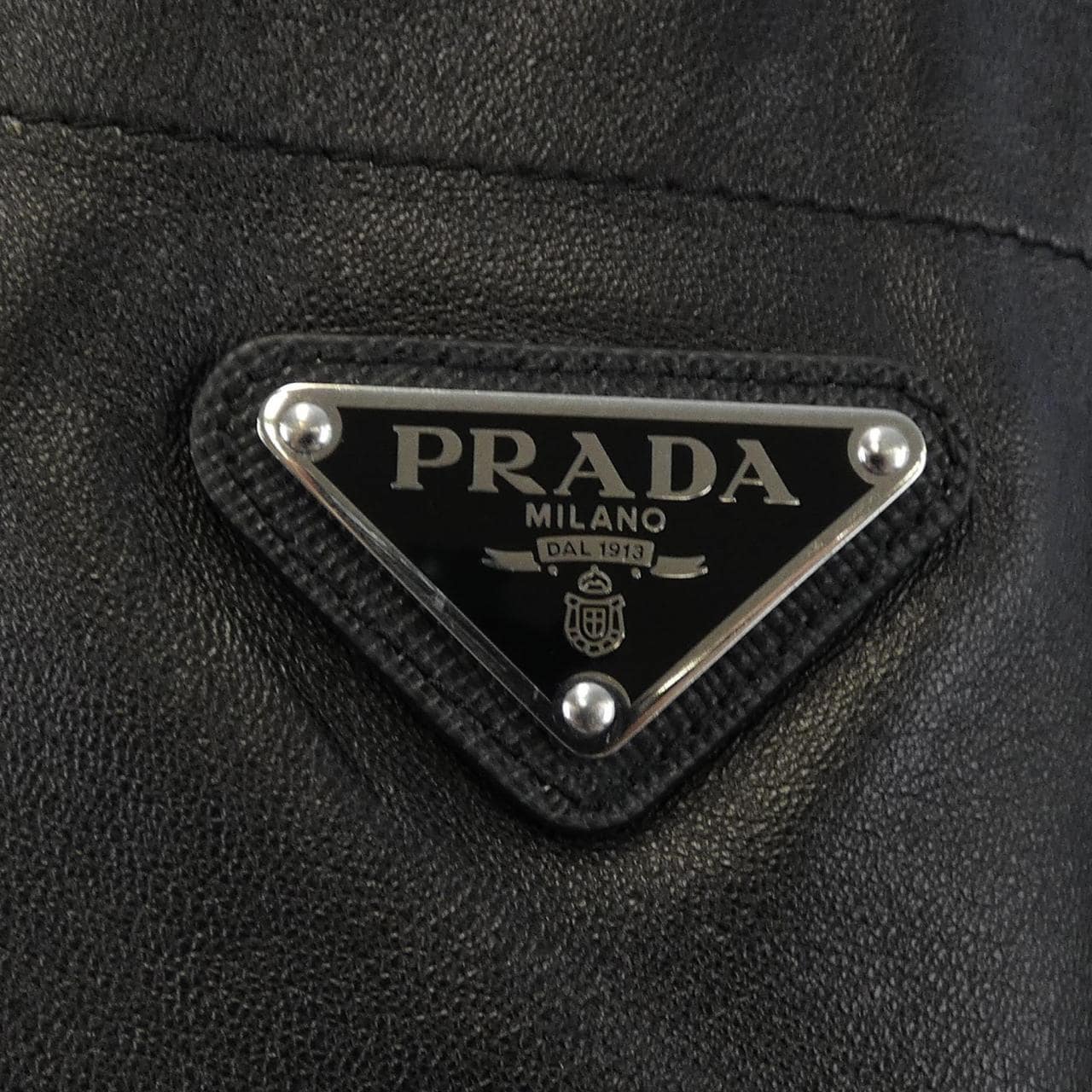 プラダ PRADA トライアングルロゴ ナッパレザー シャツ UPC176 1WDV S／Sシャツ