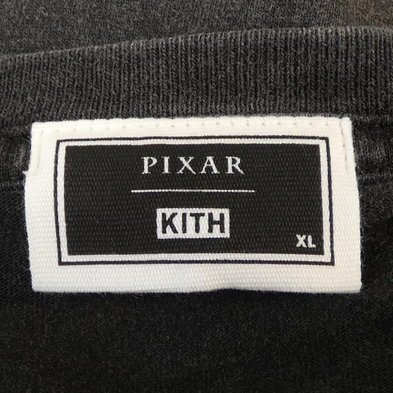 キス KITH PIXAR Tシャツ