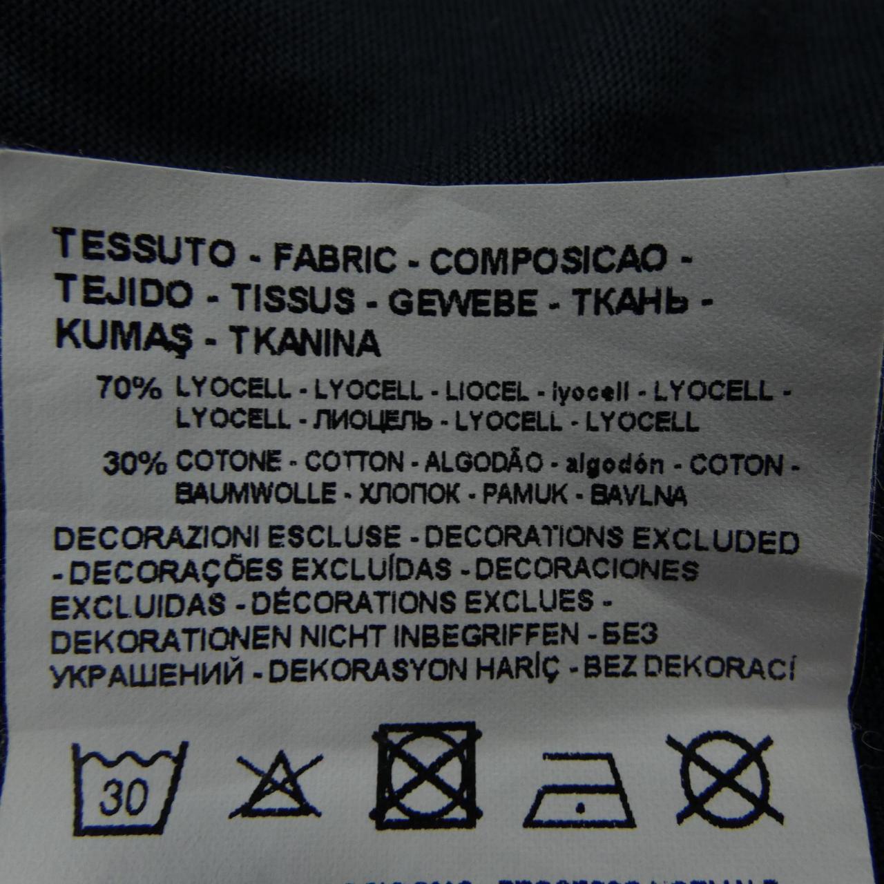 エンポリオアルマーニ EMPORIO ARMANI 3D1TA2 Tシャツ