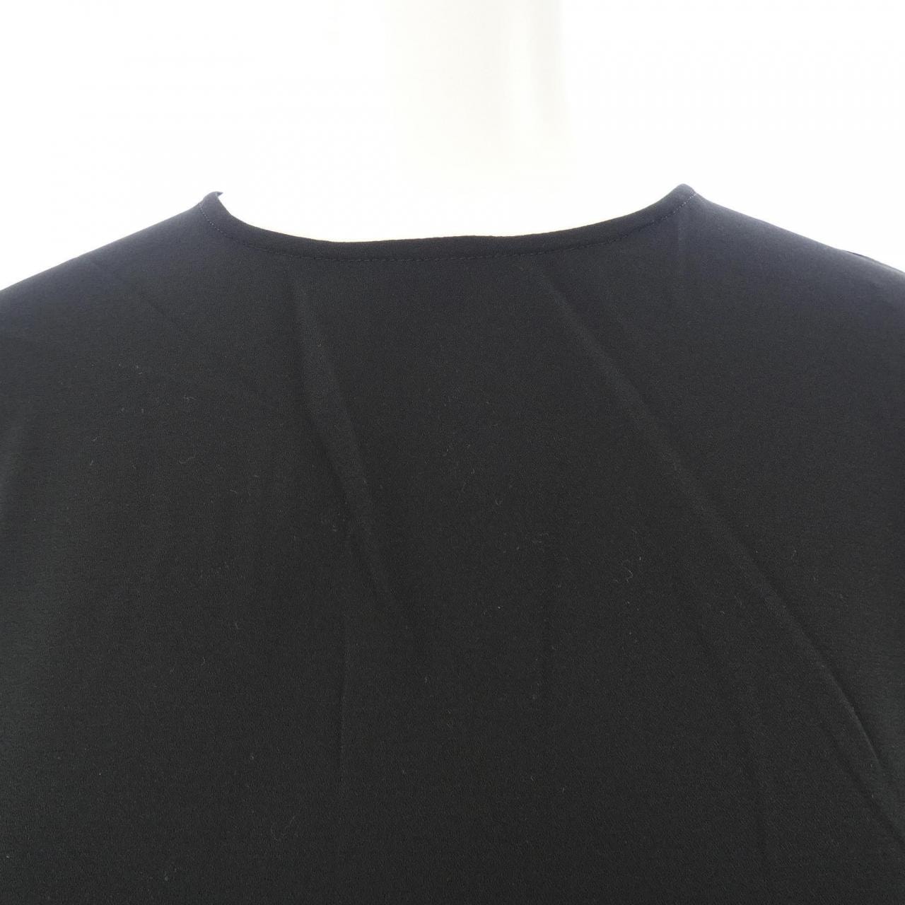 ナチュラルビューティーベーシック NATURAL BEAUTY BASIC トップス