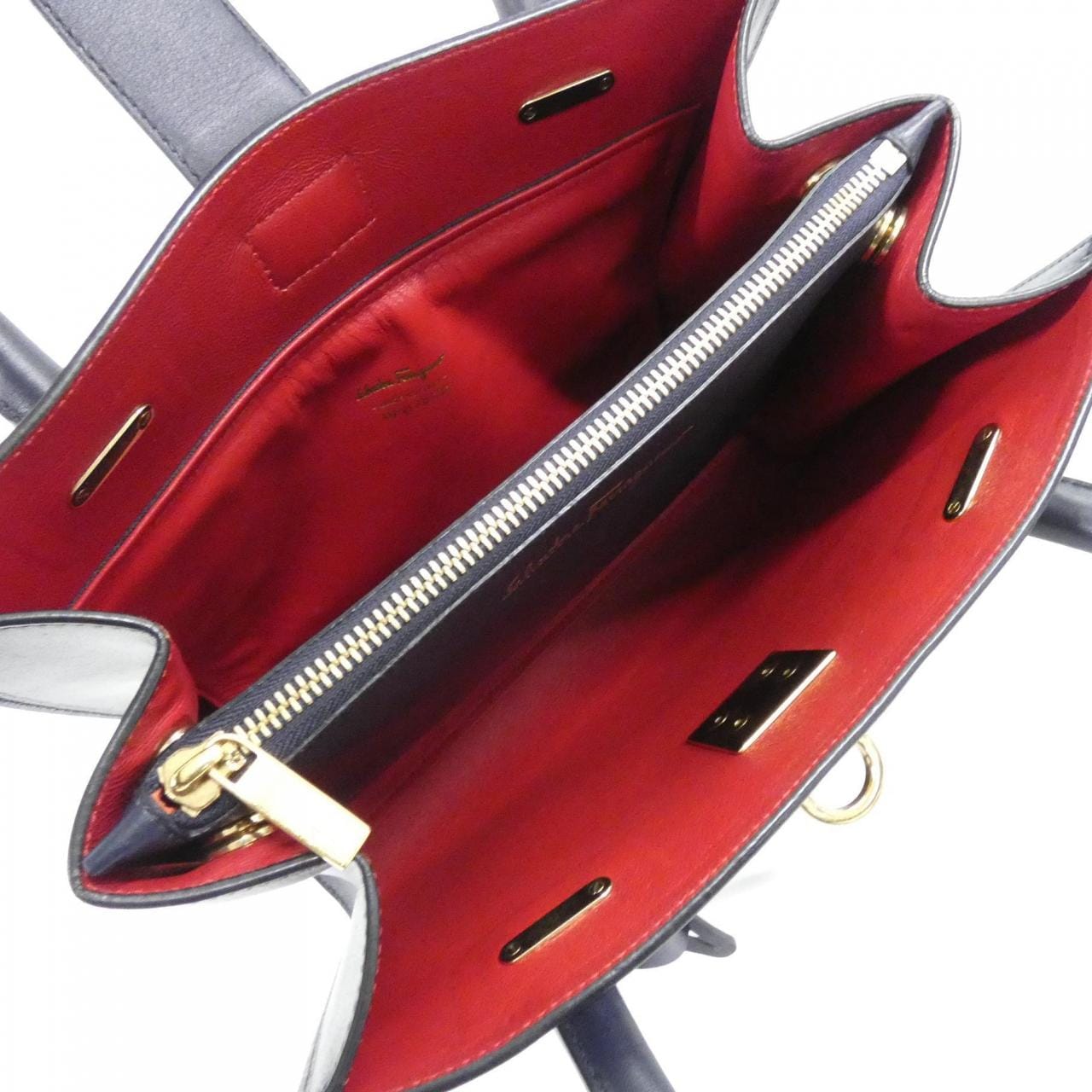 【ヴィンテージ】サルヴァトーレフェラガモ 21 D658 バッグ