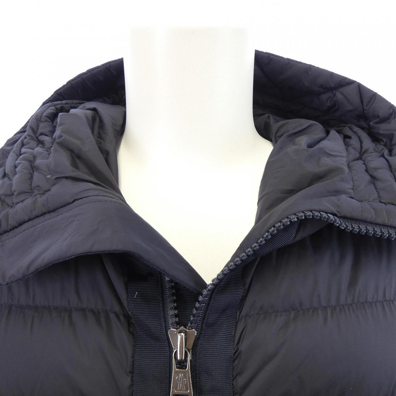 モンクレール MONCLER 20919B50800 ダウンジャケット