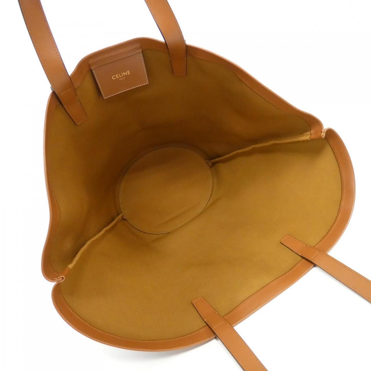 CELINE中号 Coufan 196952EIP 肩背包