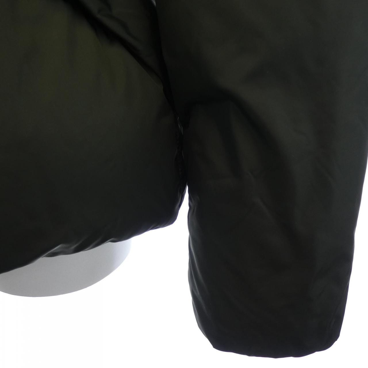 モンクレール MONCLER ALOES ダウンジャケット